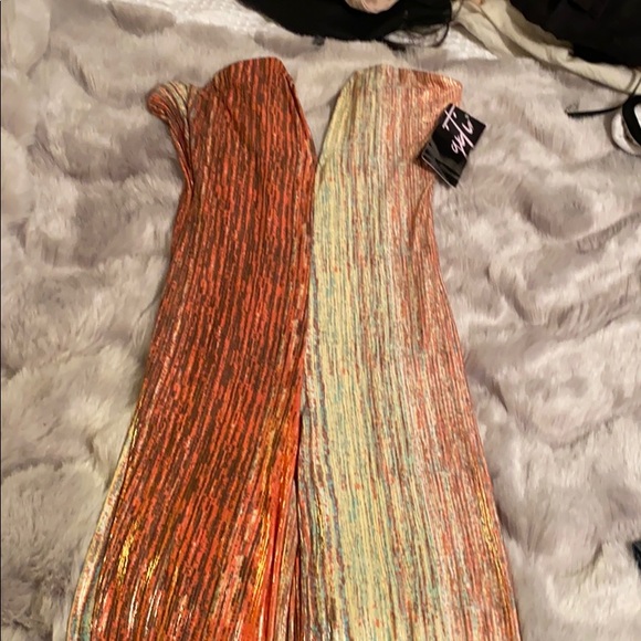 Pantsuit - Picture 1 of 2